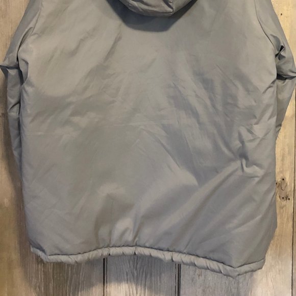 Club Monaco Oversized Puffer Jacket - Picture 6 of 6